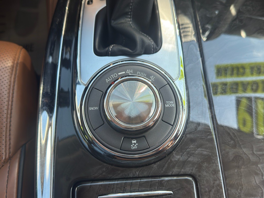 2019 INFINITI QX80 Image 17