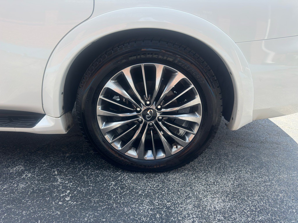 2019 INFINITI QX80 Image 40