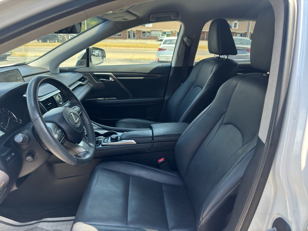 2016 Lexus RX Image 10
