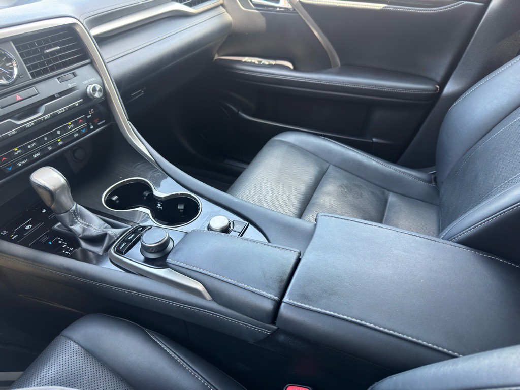 2016 Lexus RX Image 15