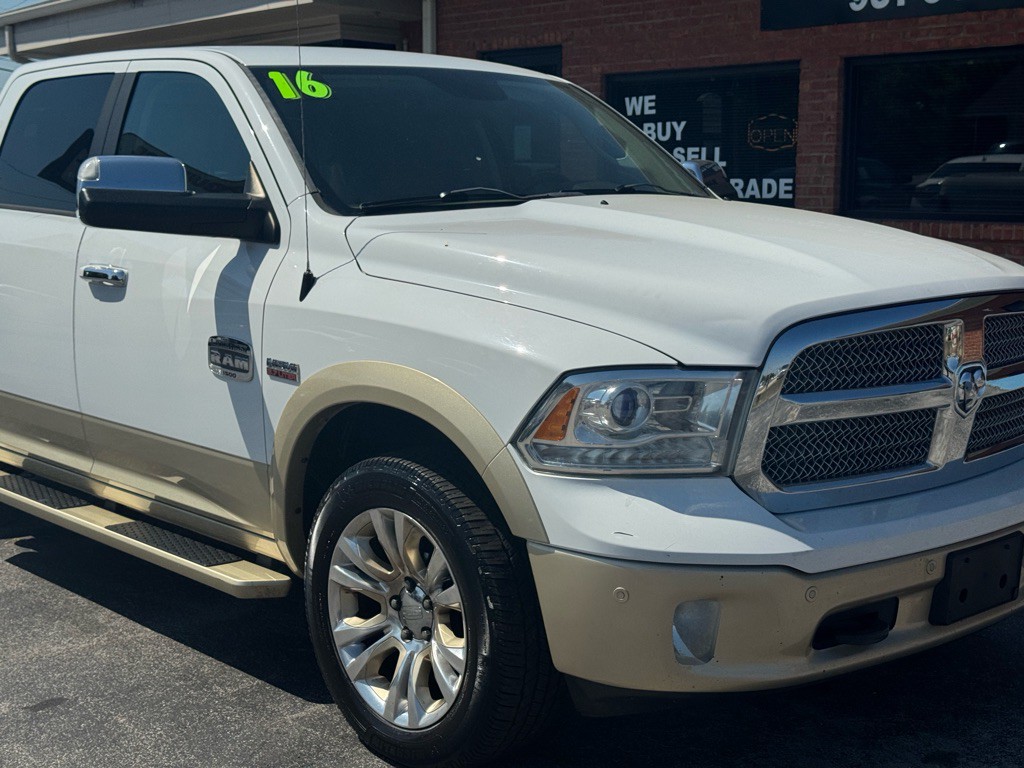 2016 RAM 1500 Image 2