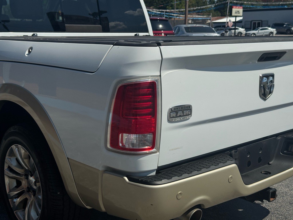 2016 RAM 1500 Image 8