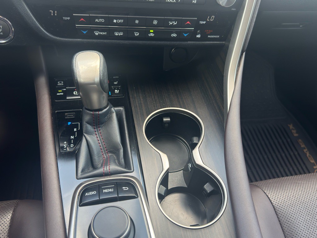 2016 Lexus RX Image 16