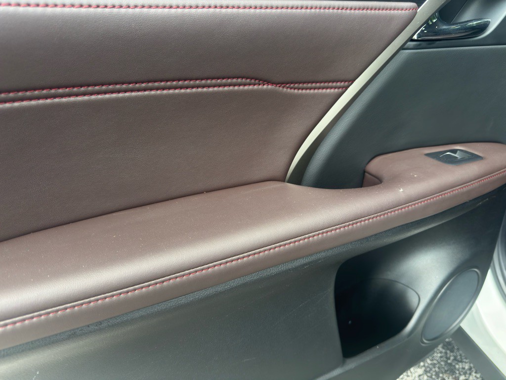 2016 Lexus RX Image 27
