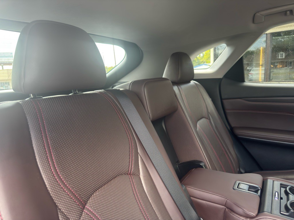 2016 Lexus RX Image 31