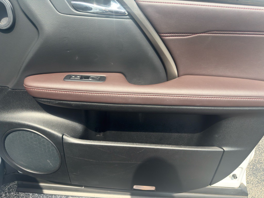 2016 Lexus RX Image 34