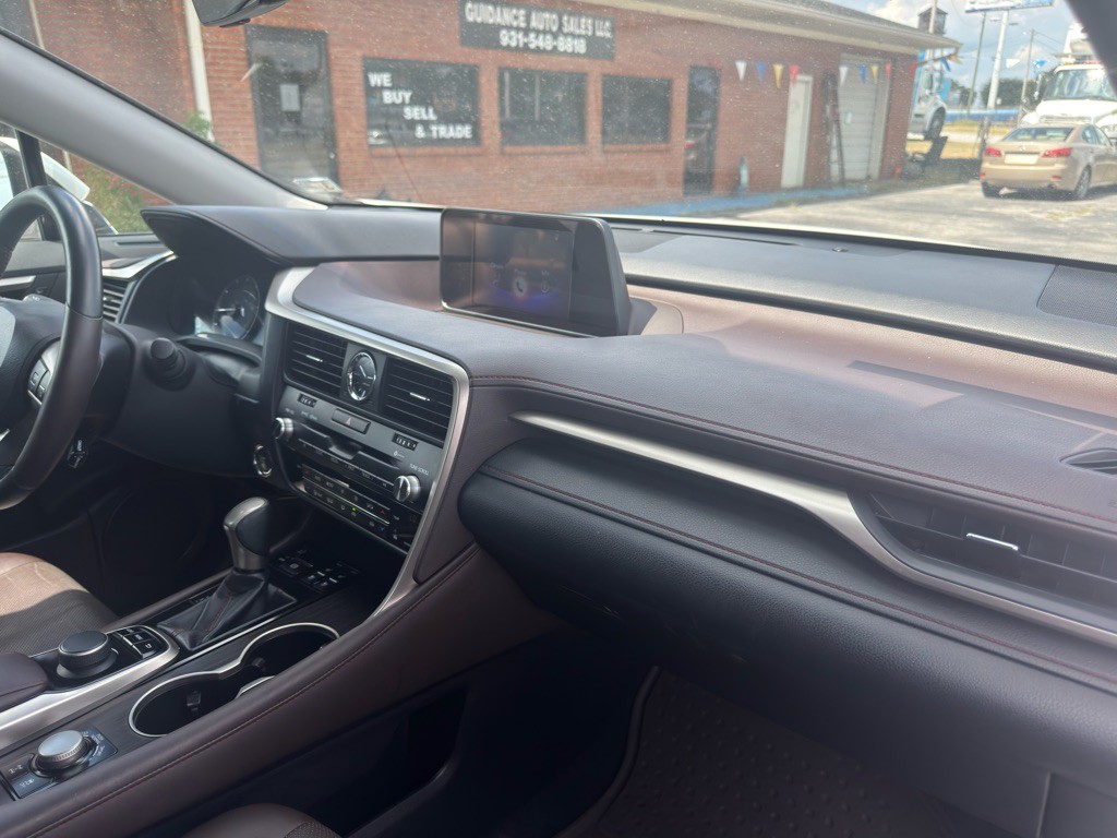 2016 Lexus RX Image 38