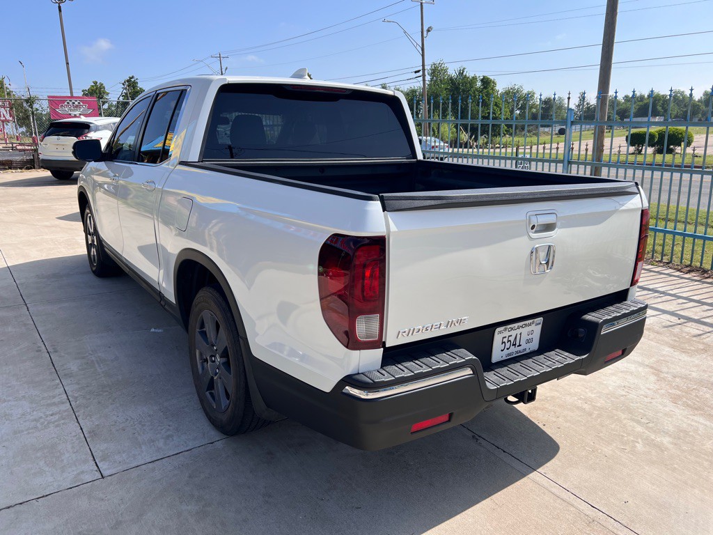 2017 Honda Ridgeline Image 25