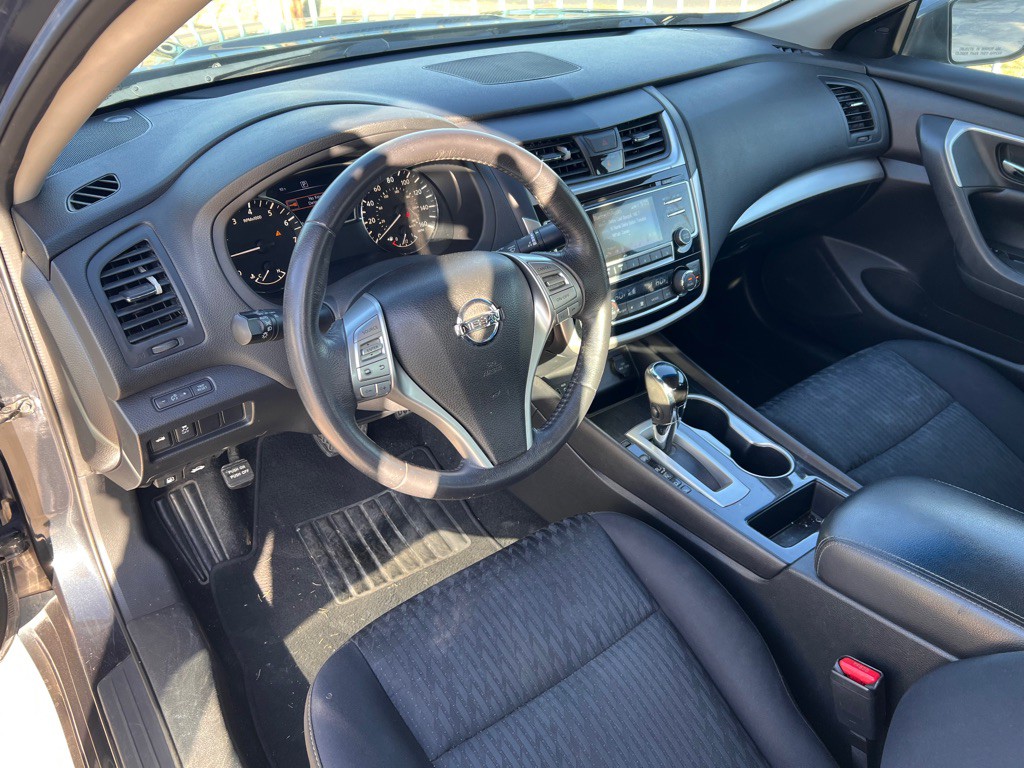 2018 Nissan Altima Image 7