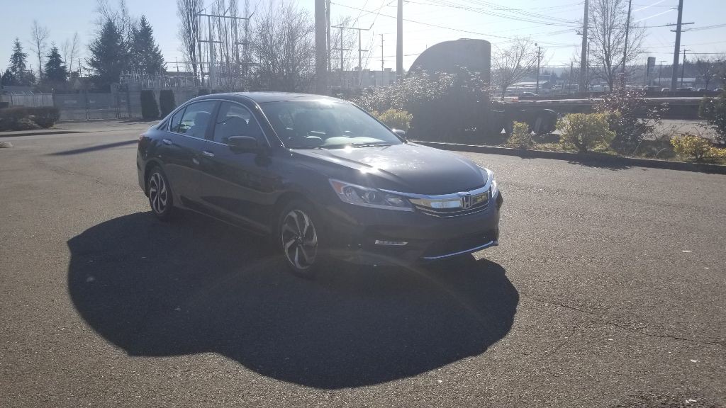 2016 Honda Accord Image 2