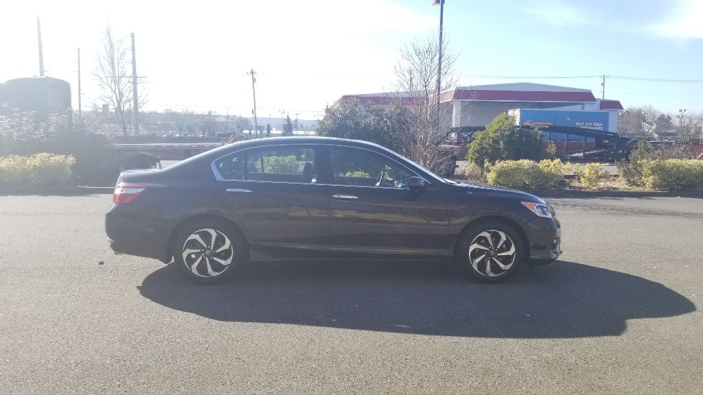 2016 Honda Accord Image 5