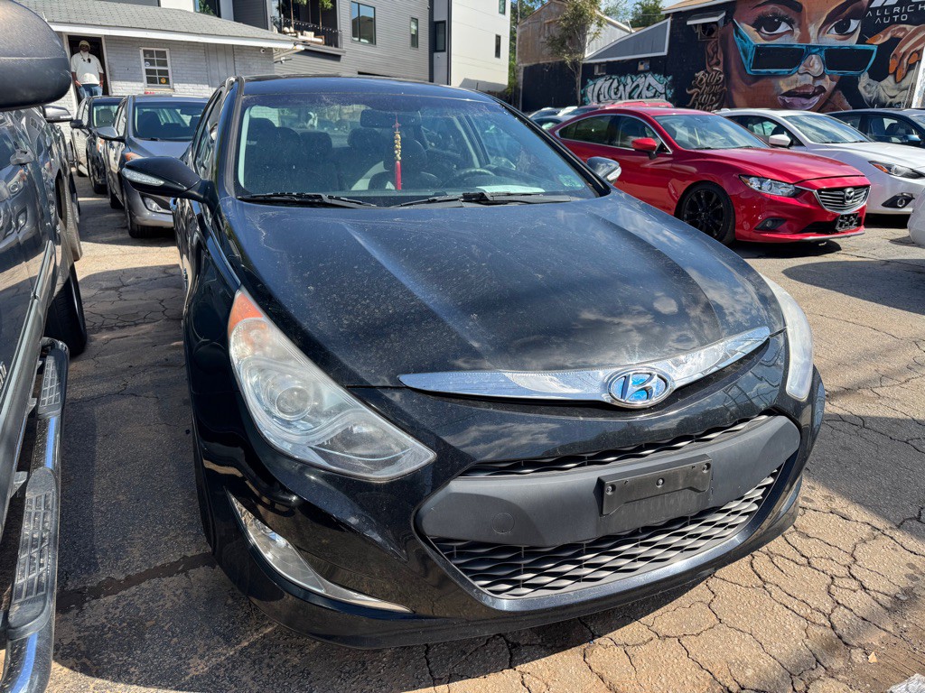2012 Hyundai Sonata Image 2