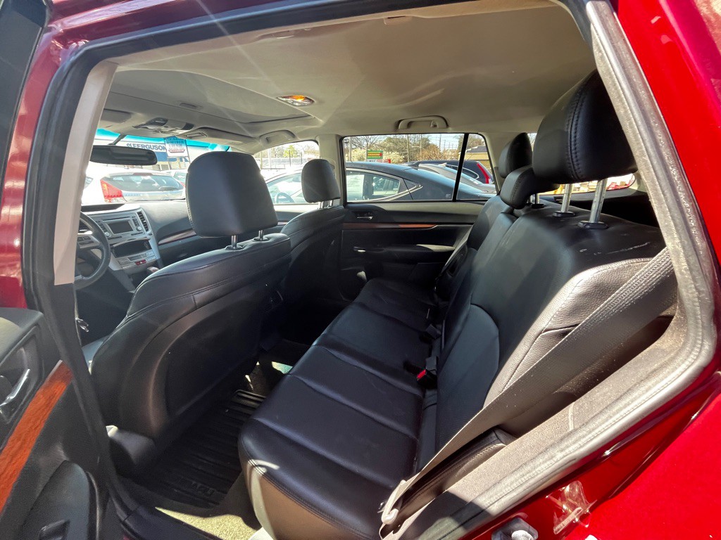 2013 Subaru Outback Image 5
