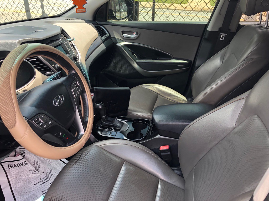 2015 Hyundai Santa Fe Image 4