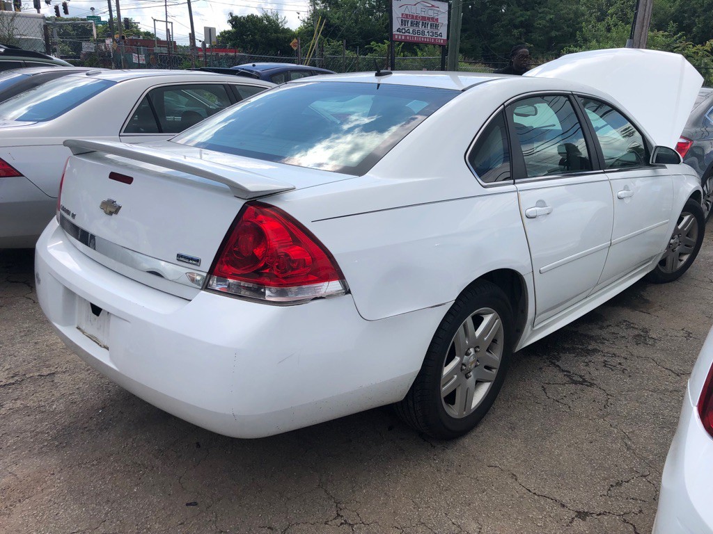 2011 Chevrolet Impala Image 3