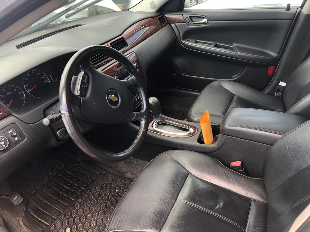 2011 Chevrolet Impala Image 6