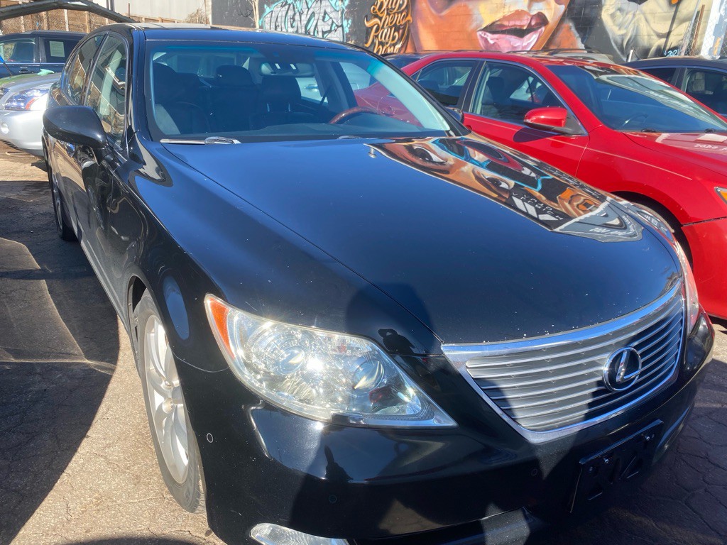 2009 Lexus LS Image 2