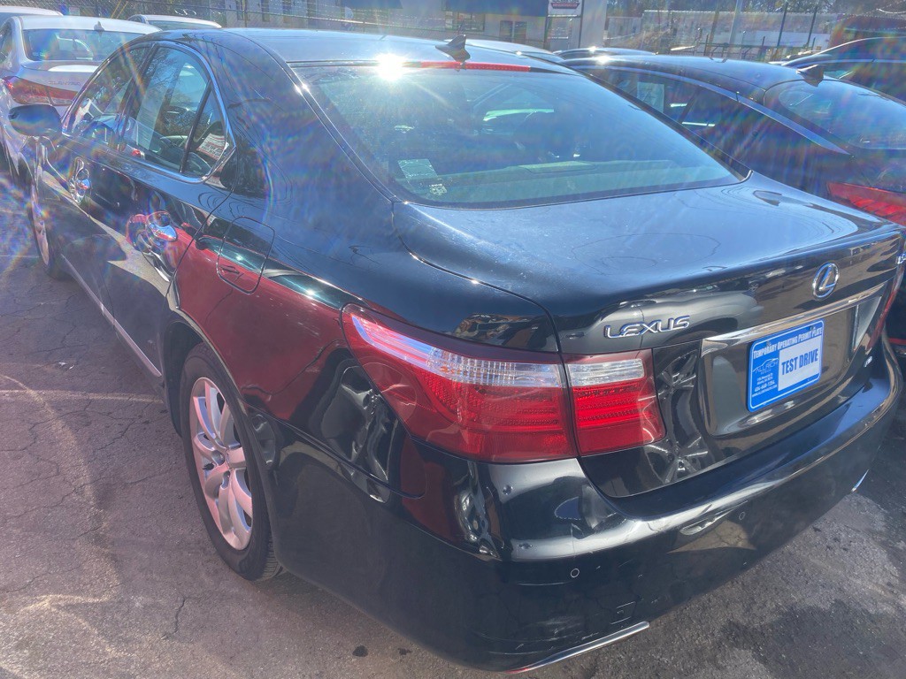 2009 Lexus LS Image 3