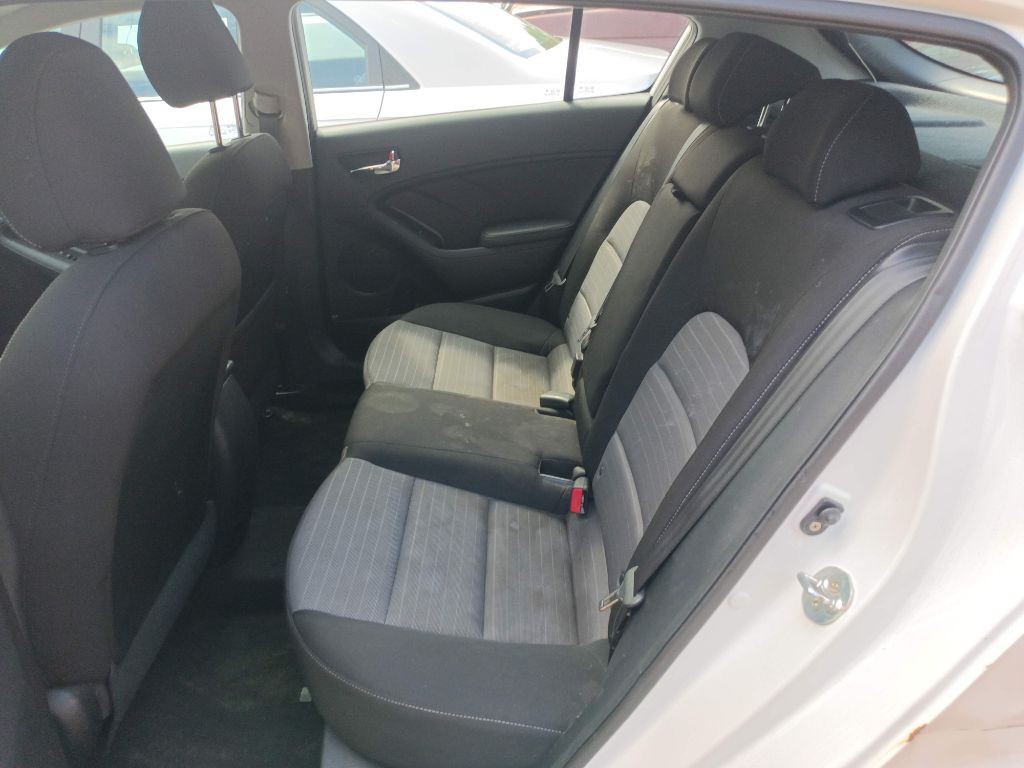 2016 Kia Forte Image 8