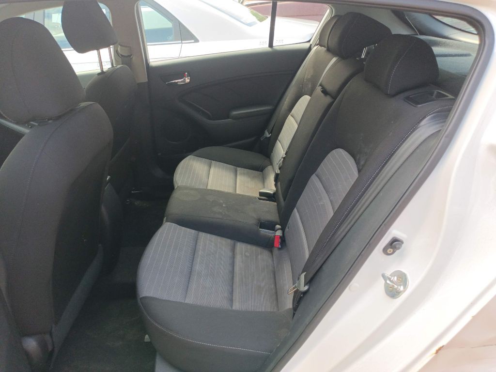 2016 Kia Forte Image 10