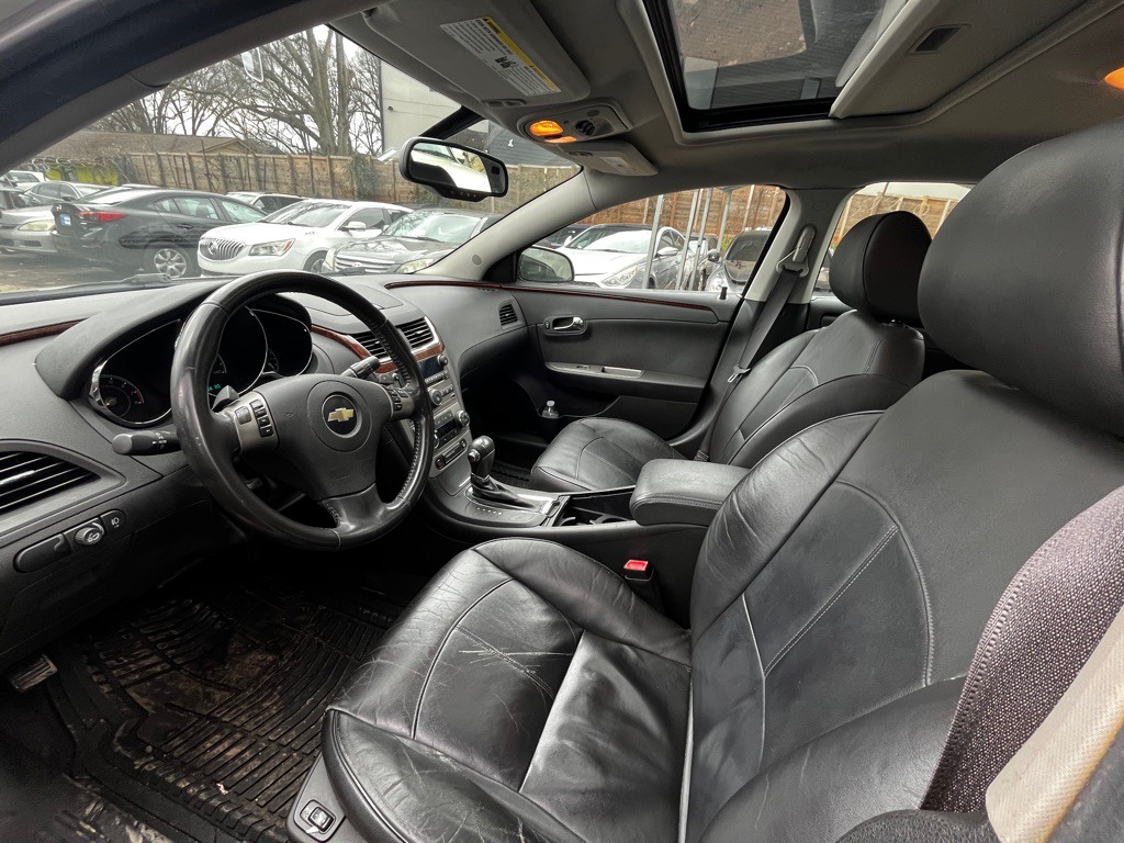 2010 Chevrolet Malibu Image 5