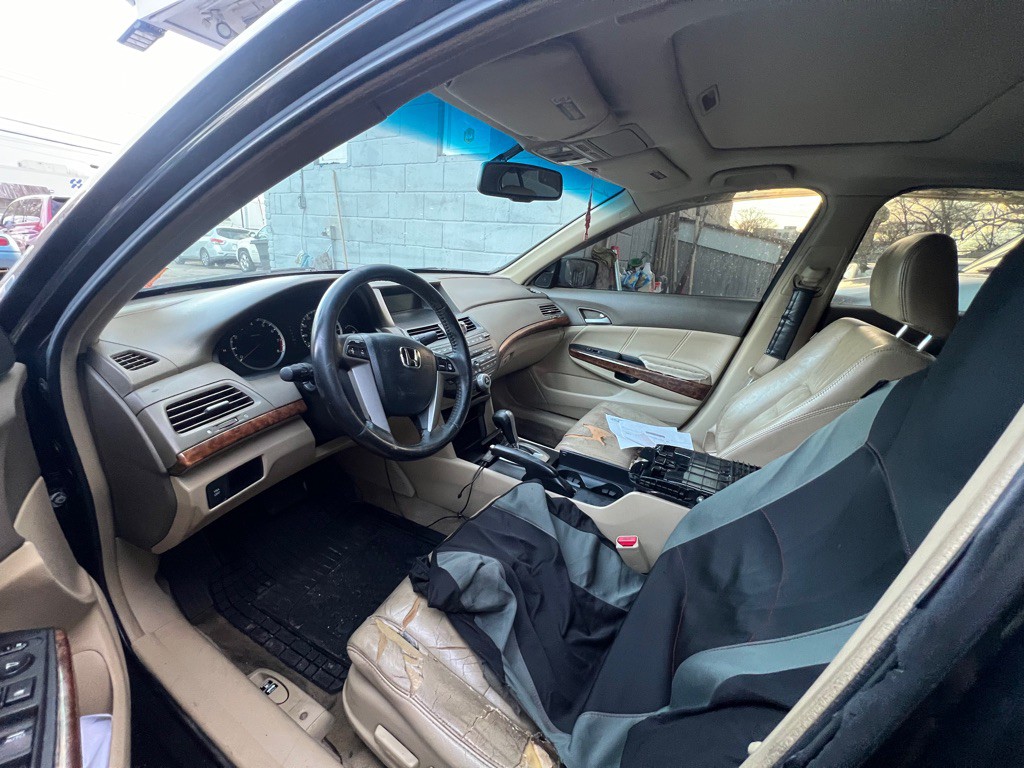 2009 Honda Accord Image 6
