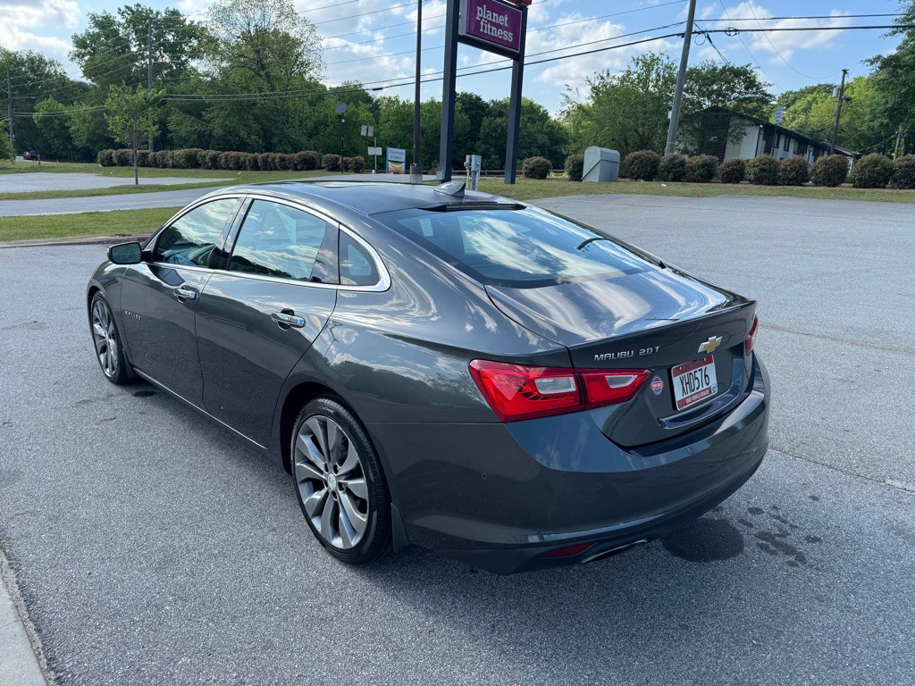 2016 Chevrolet Malibu Image 4