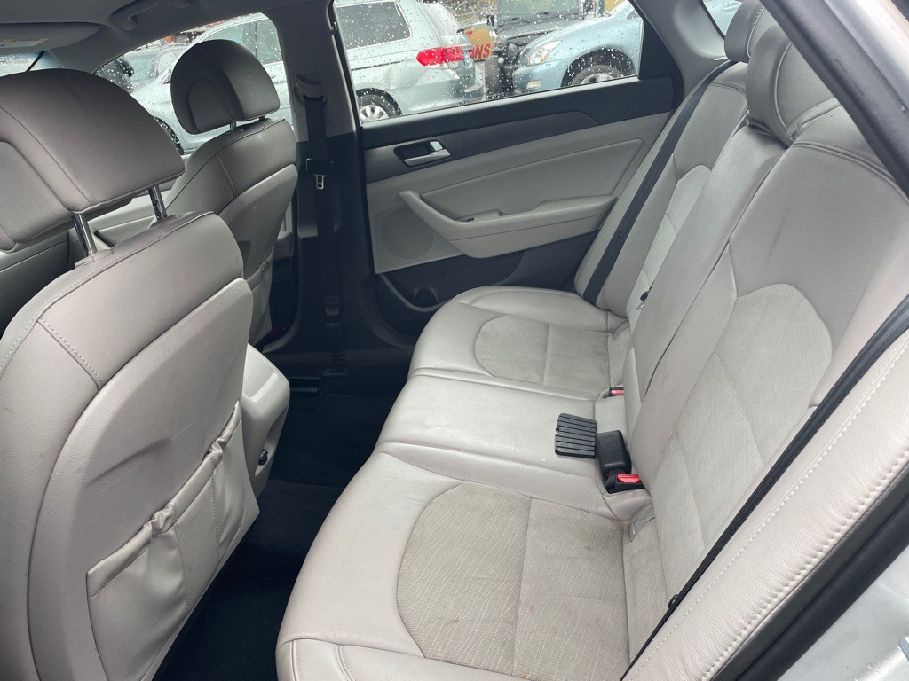 2015 Hyundai Sonata Image 6
