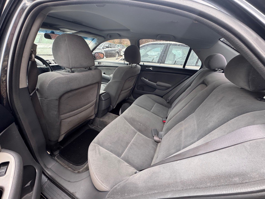 2005 Honda Accord Image 6