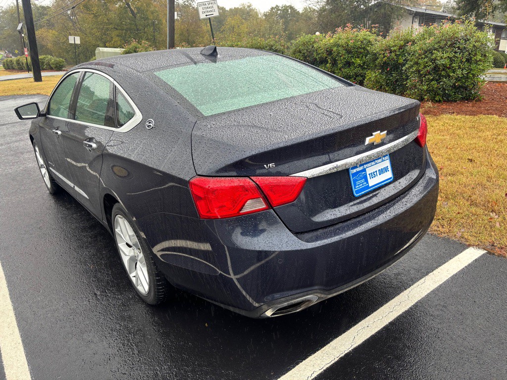 2018 Chevrolet Impala Image 2