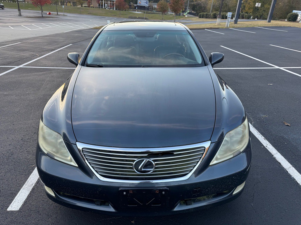 2007 Lexus LS Image 2