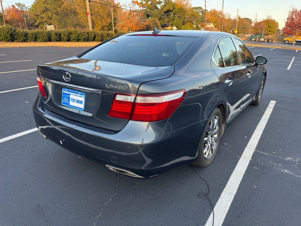 2007 Lexus LS Image 4