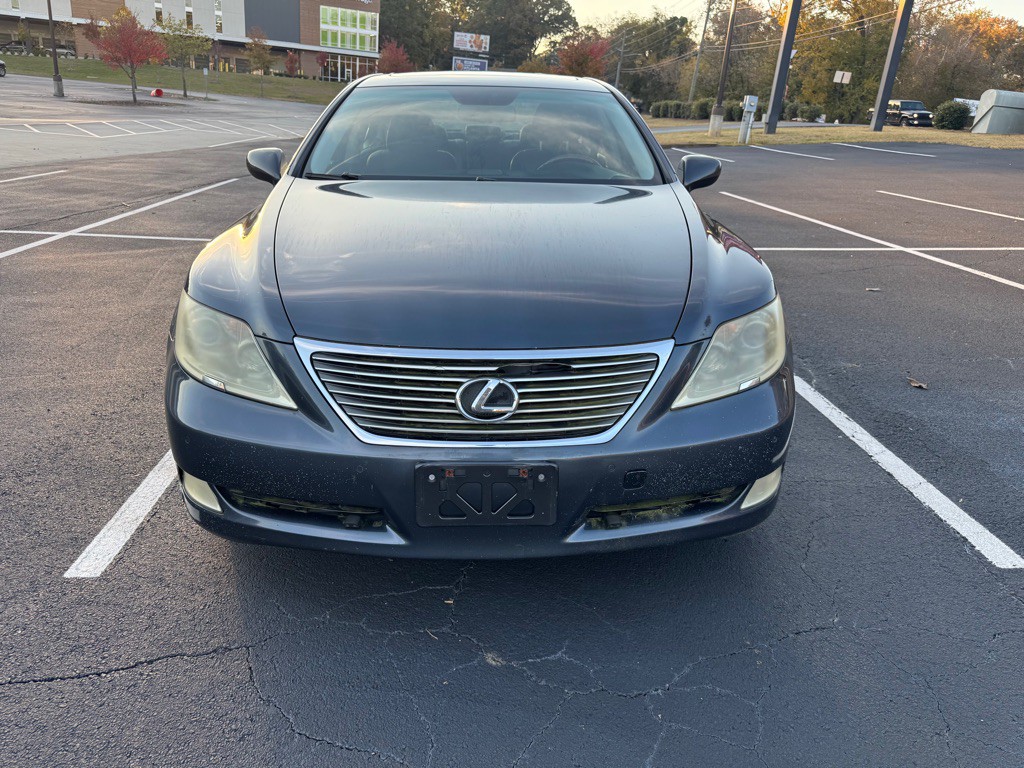 2007 Lexus LS Image 9
