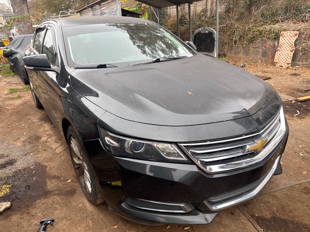 2015 Chevrolet Impala Image 2