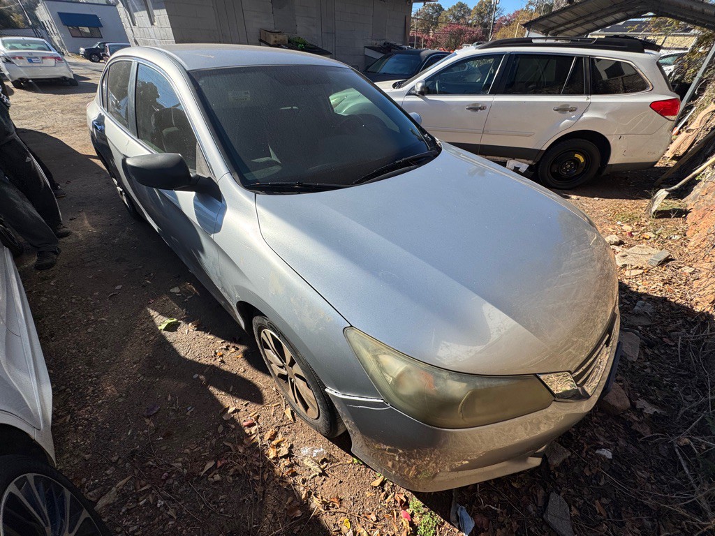 2013 Honda Accord Image 2