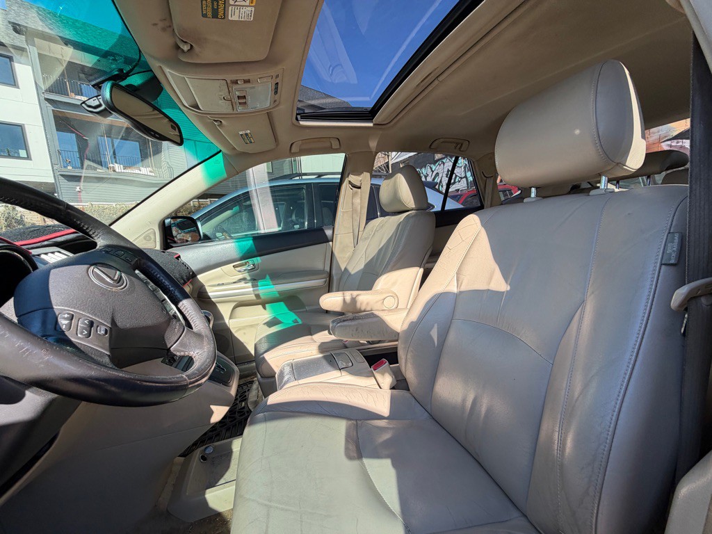 2006 Lexus RX Image 5