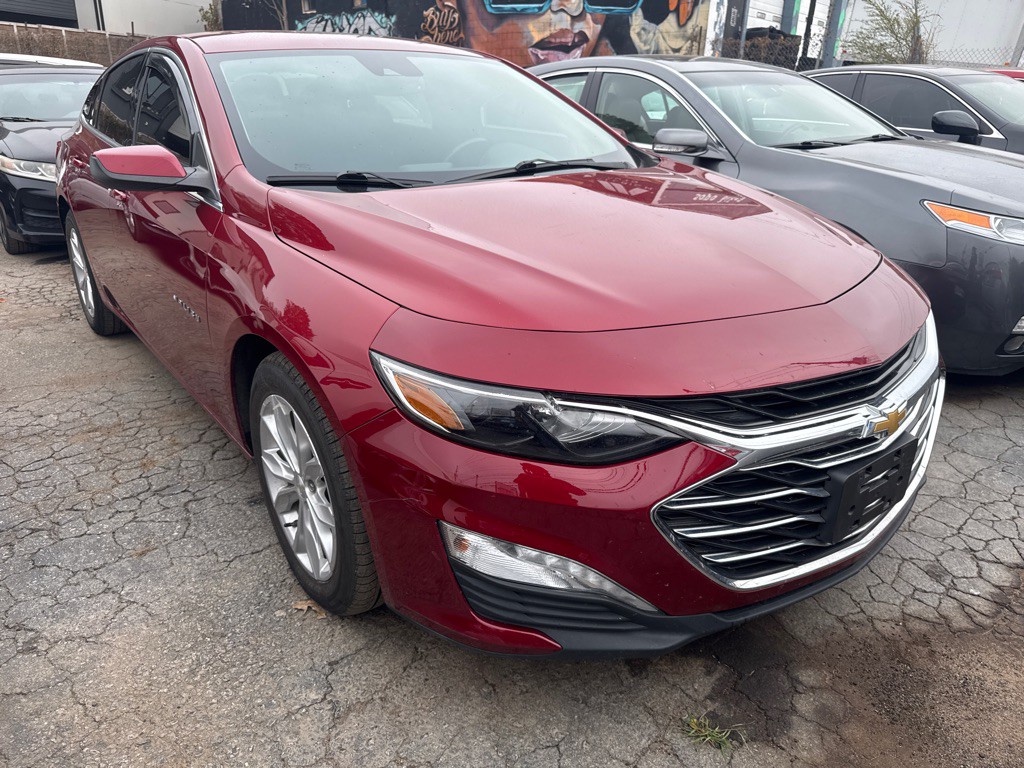 2019 Chevrolet Malibu Image 2