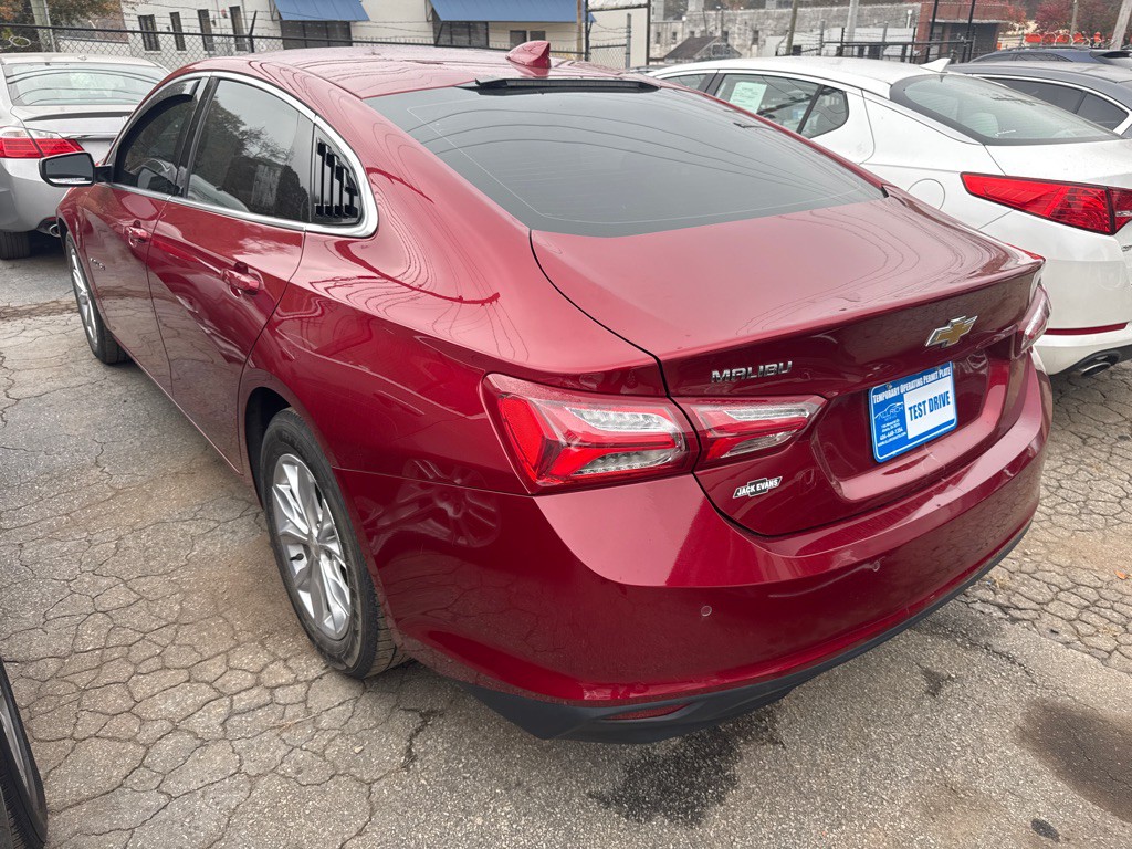 2019 Chevrolet Malibu Image 4