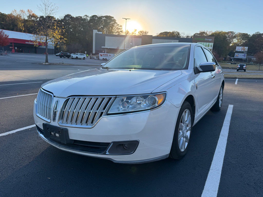 2012 Lincoln MKZ Image 1