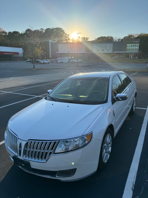 2012 Lincoln MKZ Image 10