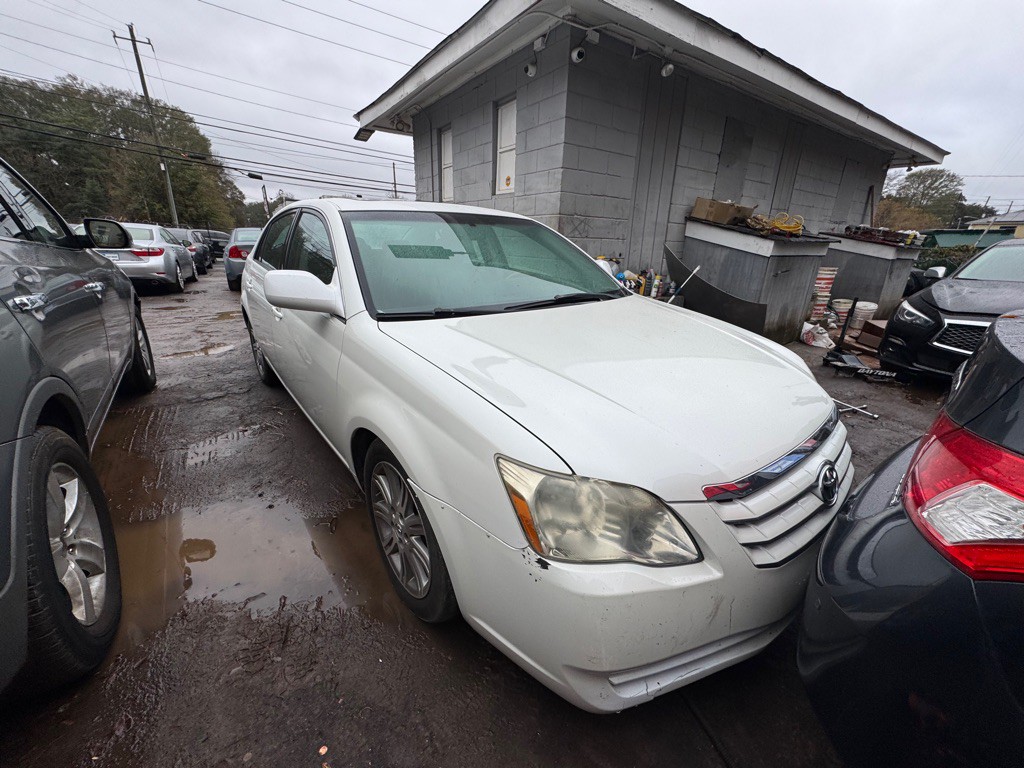 2007 Toyota Avalon Image 2