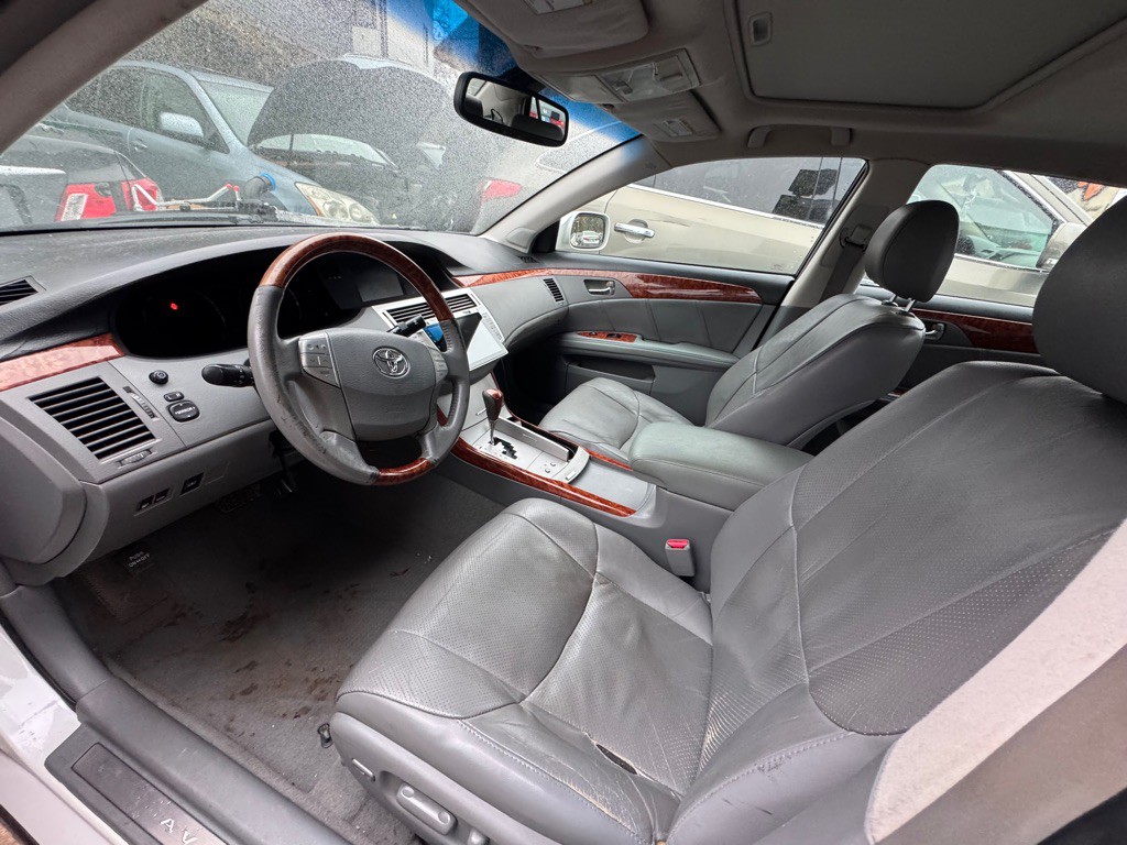 2007 Toyota Avalon Image 5