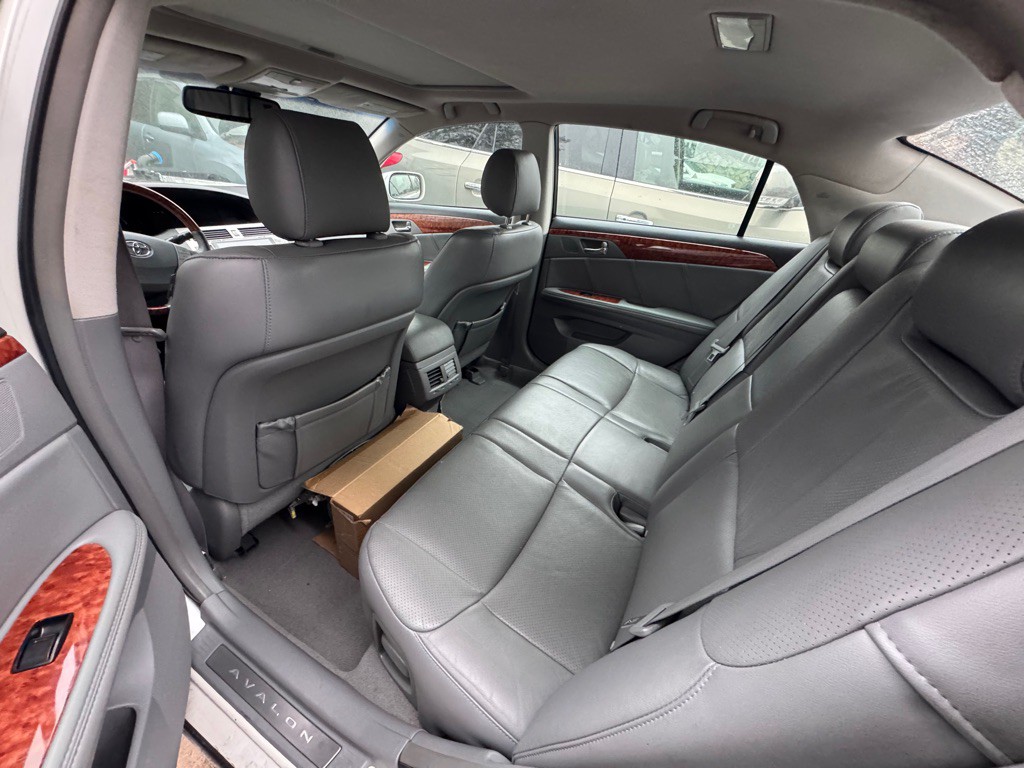 2007 Toyota Avalon Image 6