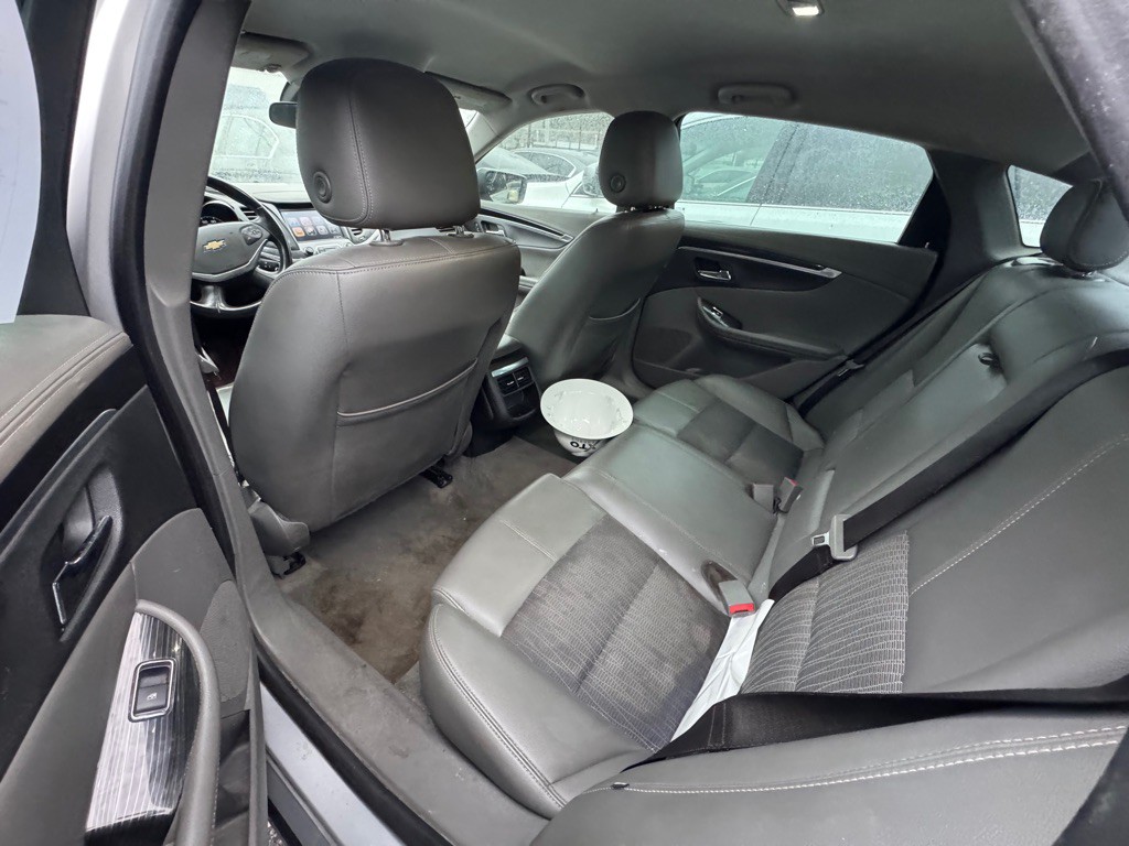 2017 Chevrolet Impala Image 5