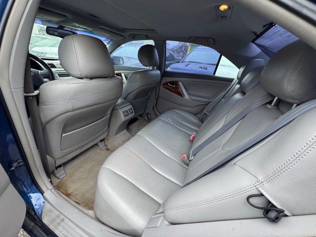 2009 Toyota Camry Image 5