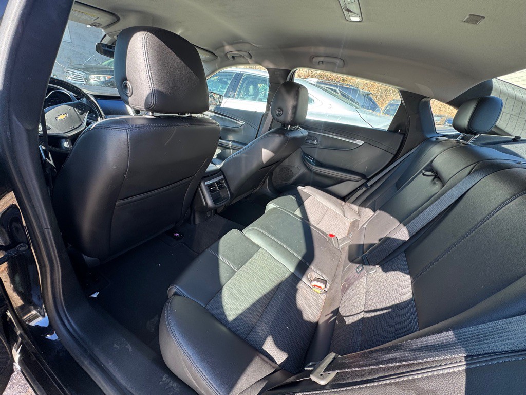 2017 Chevrolet Impala Image 6