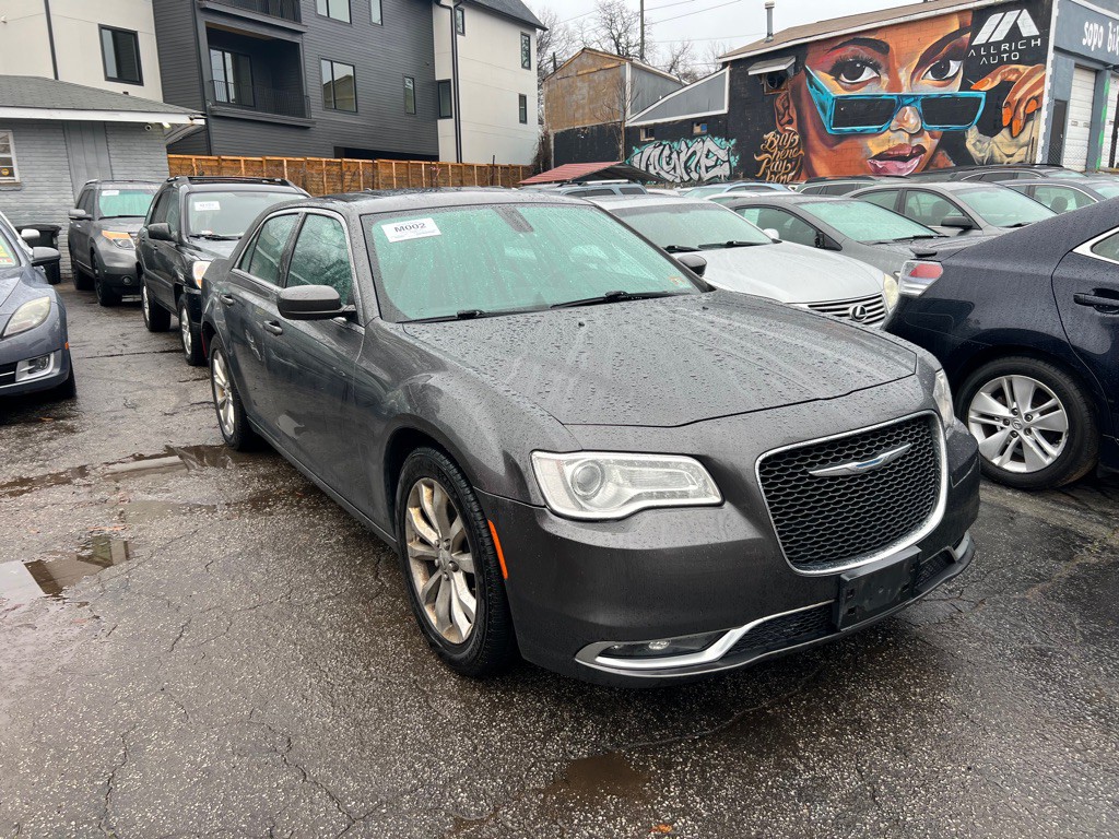 2015 Chrysler 300 Image 1