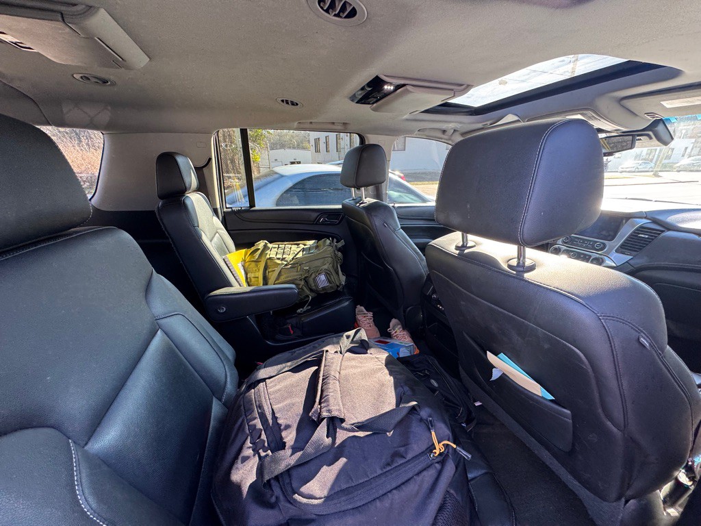 2015 Chevrolet Suburban Image 5