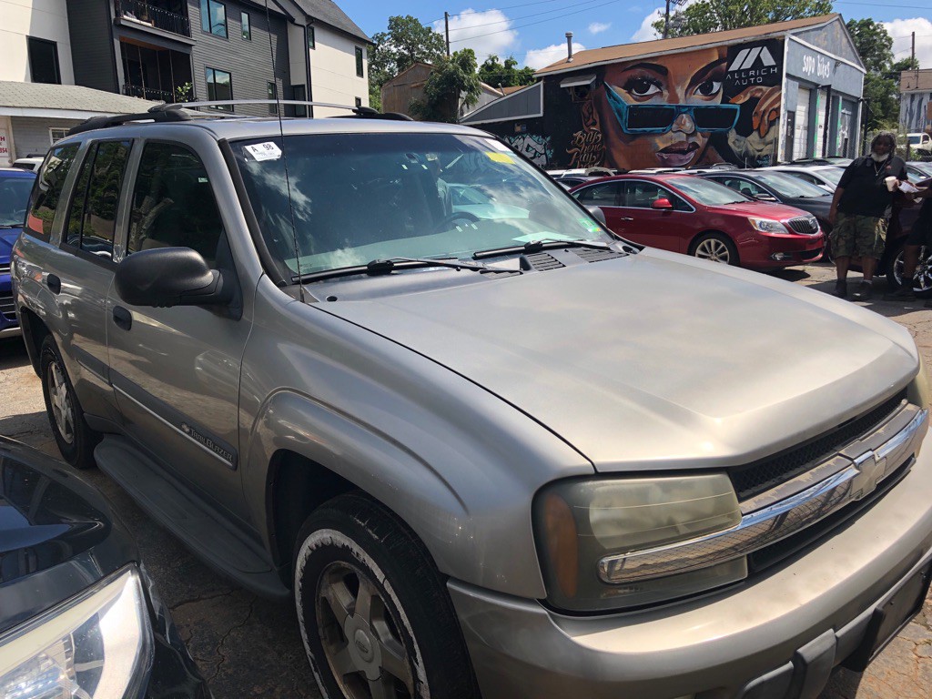 2002 Chevrolet Trailblazer Image 1