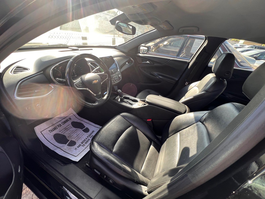2016 Chevrolet Malibu Image 6